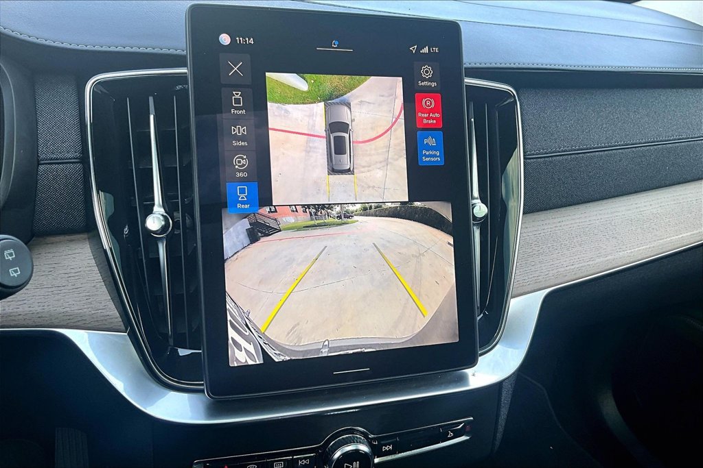 Certified 2026 Volvo XC90 B6 Plus AWD/4WD image 29