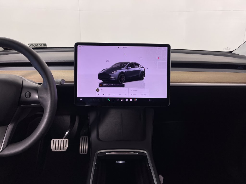 Used 2022 Tesla Model Y Performance AWD/4WD image 16