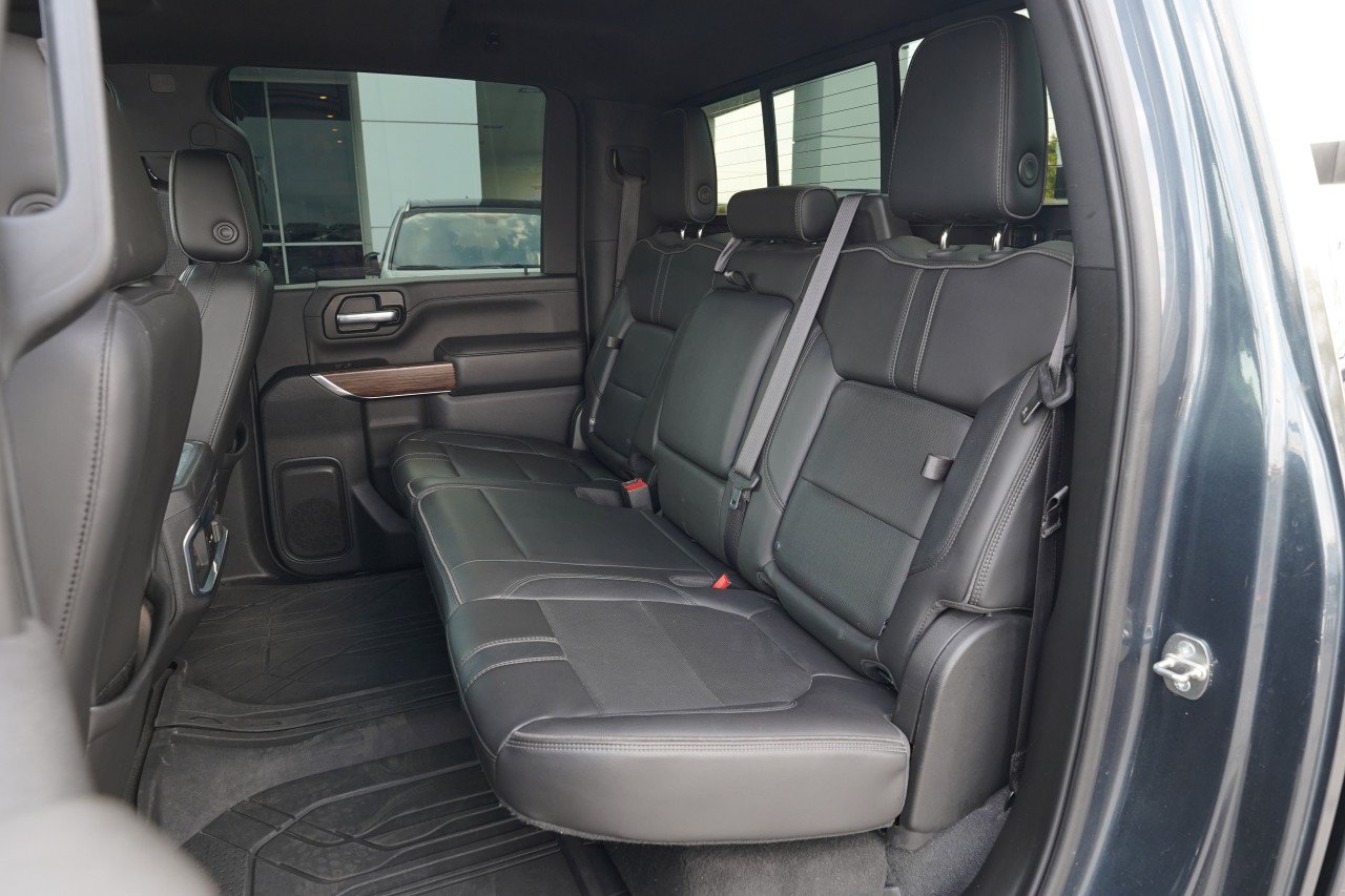 Certified 2020 Chevrolet Silverado 3500 High Country w/ Technology Package AWD/4WD image 20