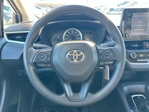 Used 2022 Toyota Corolla LE image 27