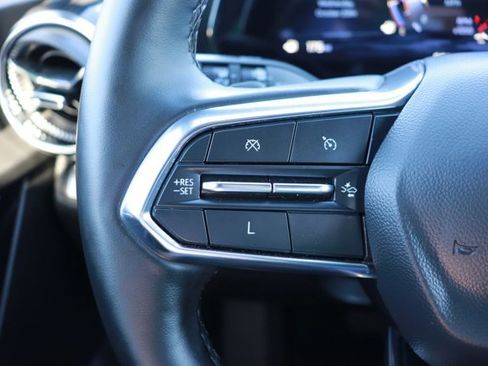 Used 2025 Chevrolet Equinox LT image 18