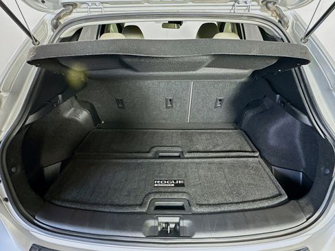 Used 2020 Nissan Rogue Sport SV w/ Technology Package image 26