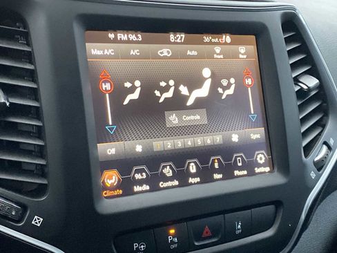 Certified 2023 Jeep Cherokee Altitude Lux image 26