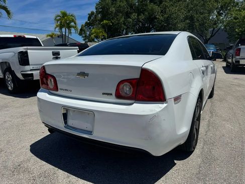 Used 2010 Chevrolet Malibu LT FWD image 7
