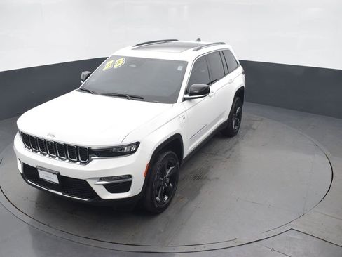 Used 2023 Jeep Grand Cherokee 4WD 4xe w/ Luxury Tech Group II image 43