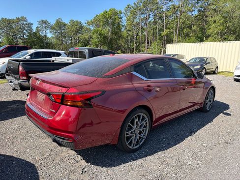 Used 2023 Nissan Altima 2.0 SR image 6