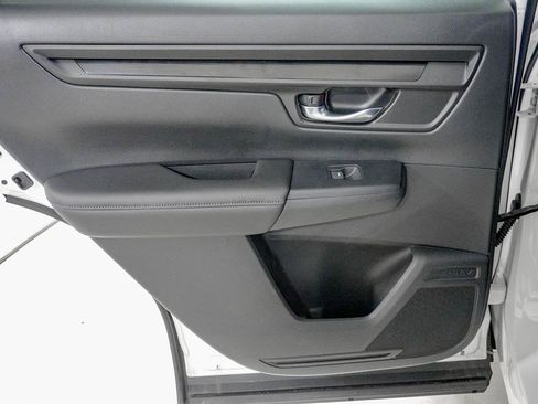 Certified 2025 Honda CR-V EX image 35