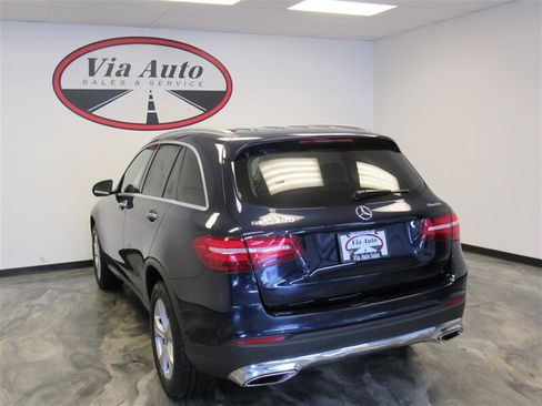 Used 2017 Mercedes-Benz GLC 300 4MATIC image 11