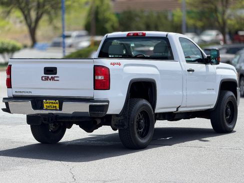 Used 2018 GMC Sierra 2500 4x4 Regular Cab image 15