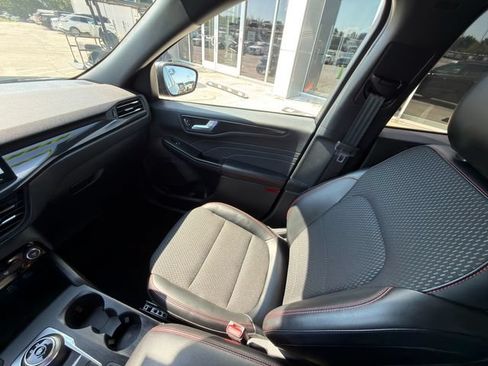 Used 2025 Ford Escape ST-Line w/ Equipment Group 301A FWD image 22