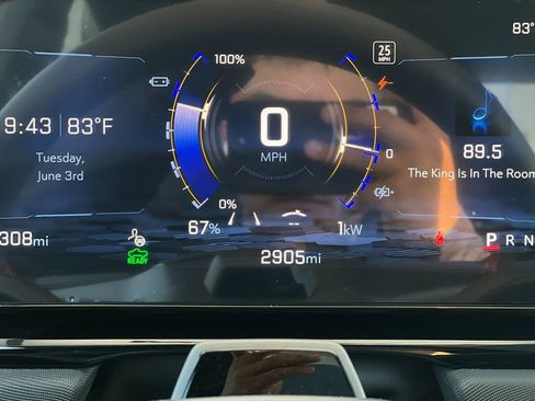 Used 2025 Chevrolet Silverado EV RST AWD/4WD image 22