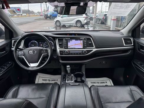 Used 2019 Toyota Highlander Limited Platinum image 40