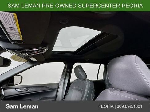 Used 2024 Jeep Grand Cherokee L Laredo RWD image 20