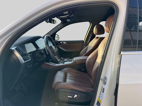 Certified 2022 BMW X5 xDrive40i w/ Premium Package image 12