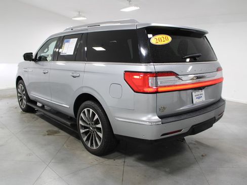 Used 2020 Lincoln Navigator Reserve image 7