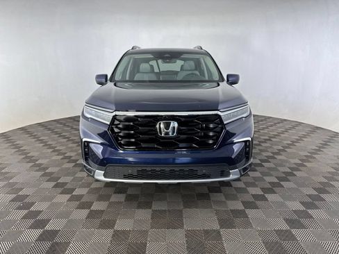 Certified 2025 Honda Pilot Elite image 2