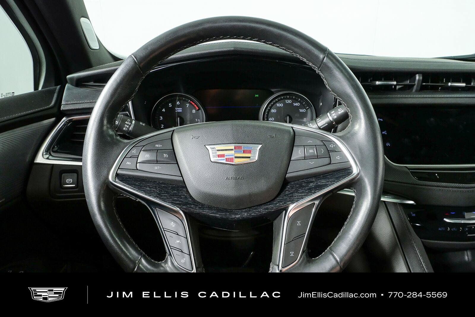Used 2023 Cadillac XT5 Premium Luxury w/ Technology Package FWD image 10