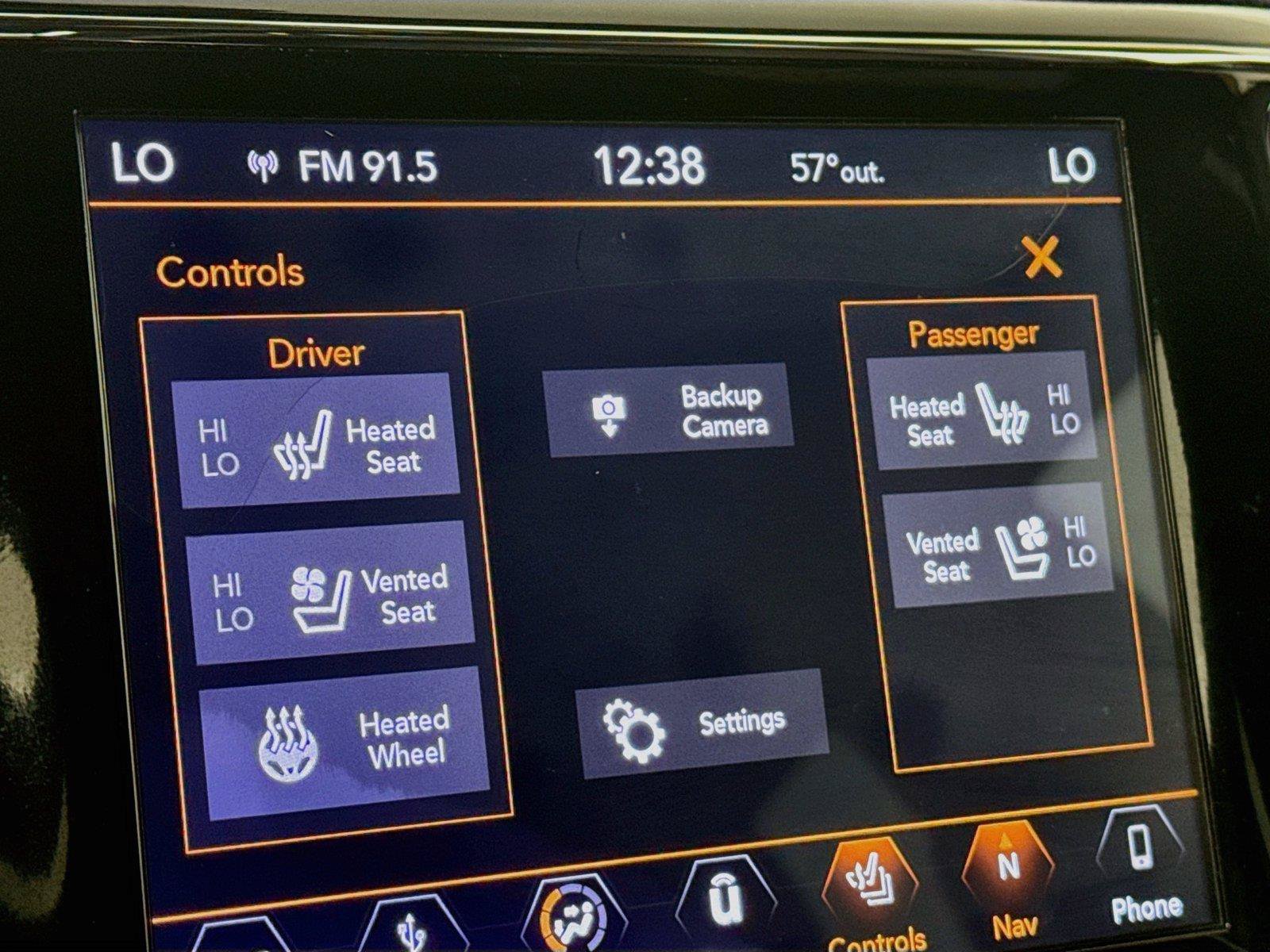 Used 2019 Jeep Grand Cherokee Limited w/ Luxury Group II AWD/4WD image 16