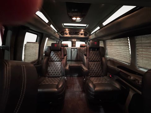 Used 2024 Chevrolet Express 2500 image 14