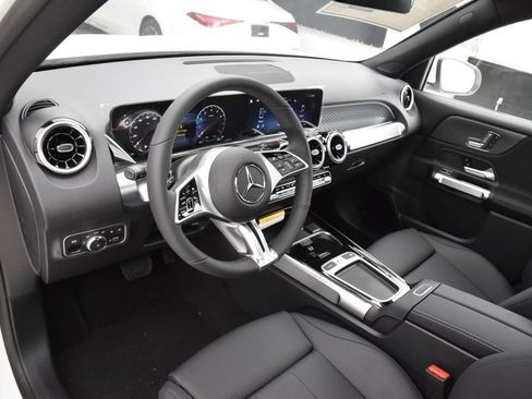 New 2026 Mercedes-Benz GLB 250 image 21