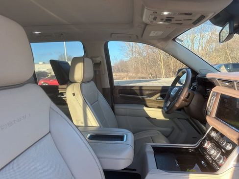 Certified 2023 GMC Yukon Denali image 14