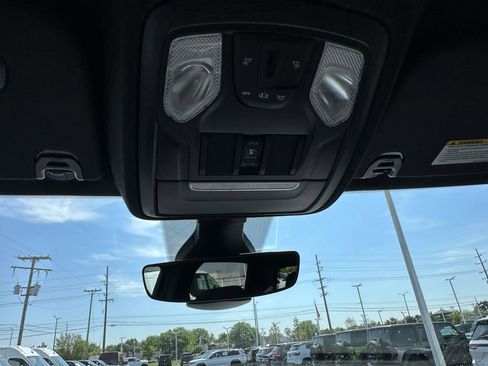 Used 2020 RAM 1500 Big Horn AWD/4WD image 31