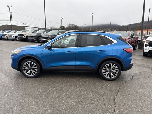 Used 2020 Ford Escape Titanium image 7