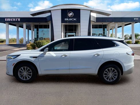 Used 2023 Buick Enclave Essence FWD image 6