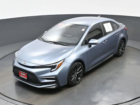 Used 2023 Toyota Corolla SE FWD image 35
