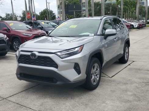 Certified 2025 Toyota RAV4 XLE image 7