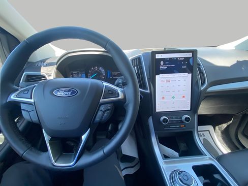 Used 2024 Ford Edge SEL w/ Convenience Package AWD/4WD image 14