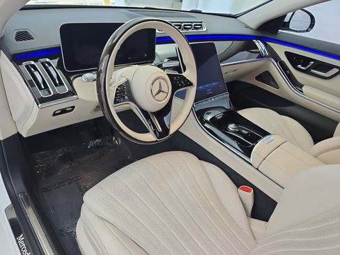 Certified 2022 Mercedes-Benz S 500 4MATIC image 16