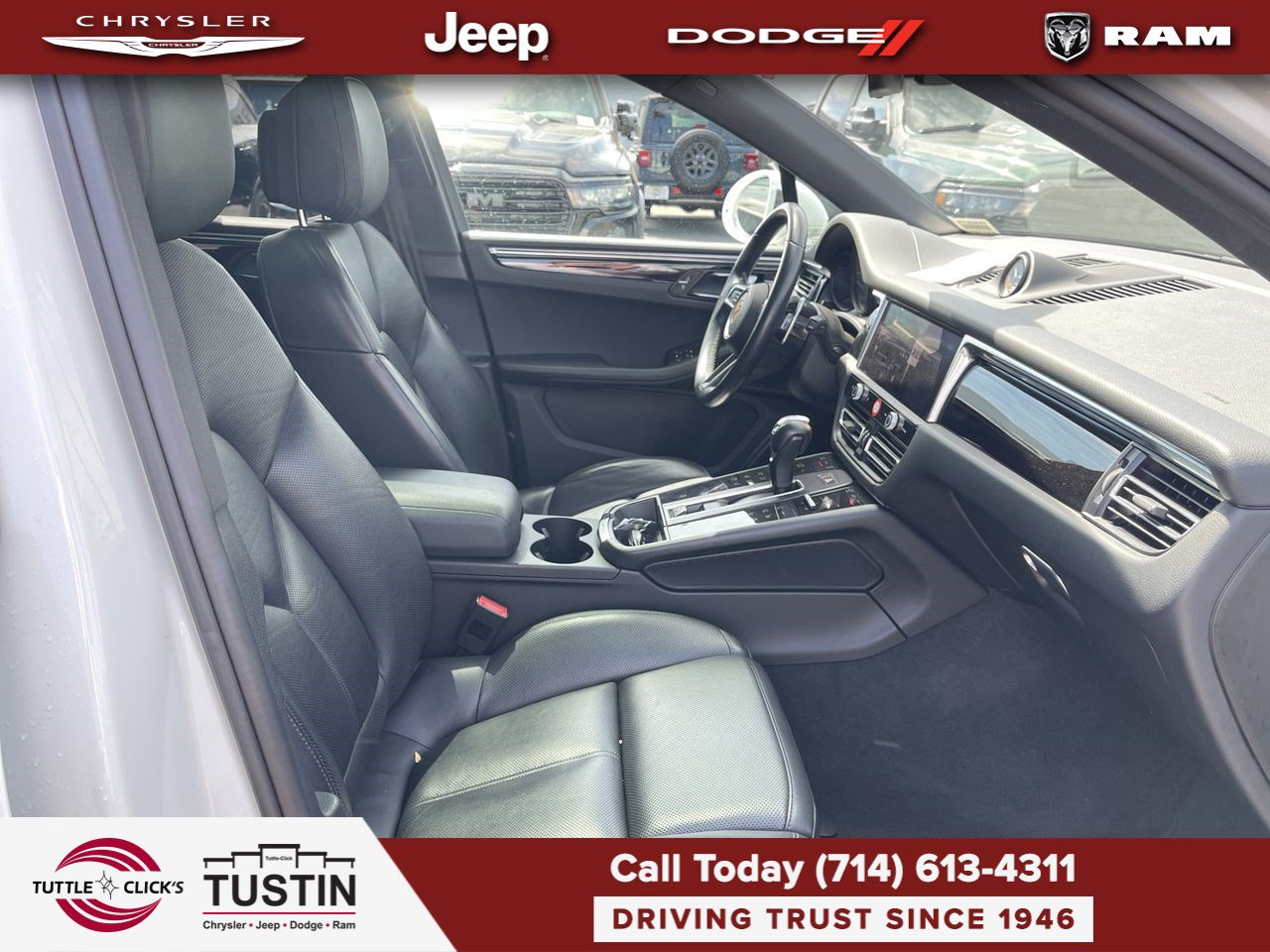 Used 2024 Porsche Macan AWD/4WD image 22