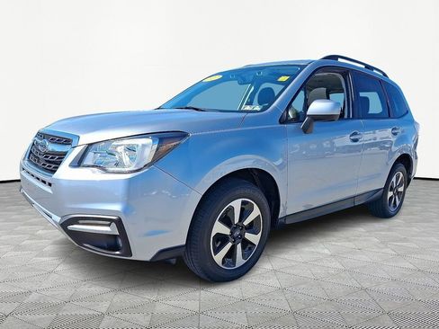 Used 2018 Subaru Forester 2.5i Premium image 3