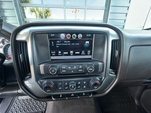 Used 2018 Chevrolet Silverado 1500 LT w/ All Star Edition image 19