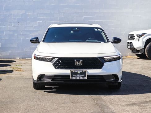 Used 2023 Honda Accord Sport image 2