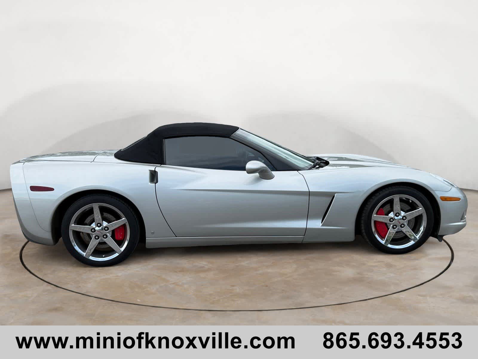 Used 2007 Chevrolet Corvette Convertible w/ Preferred Equipment Group RWD image 2
