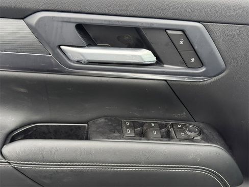 New 2026 GMC Terrain Elevation image 14