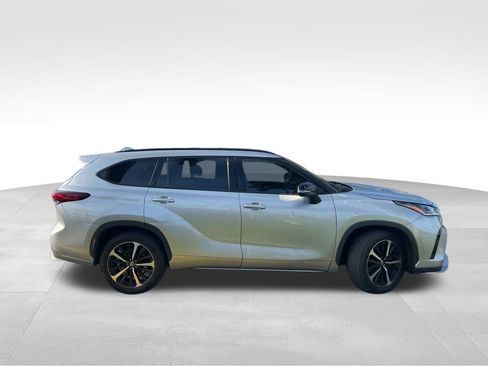 Used 2022 Toyota Highlander XSE image 54
