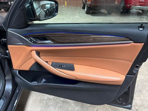 Used 2019 BMW 530i xDrive w/ Convenience Package AWD/4WD image 27