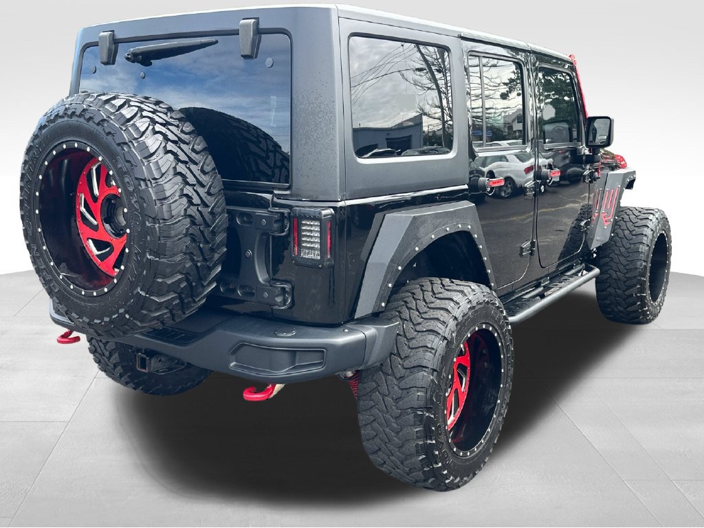 Used 2016 Jeep Wrangler Unlimited Rubicon AWD/4WD image 7