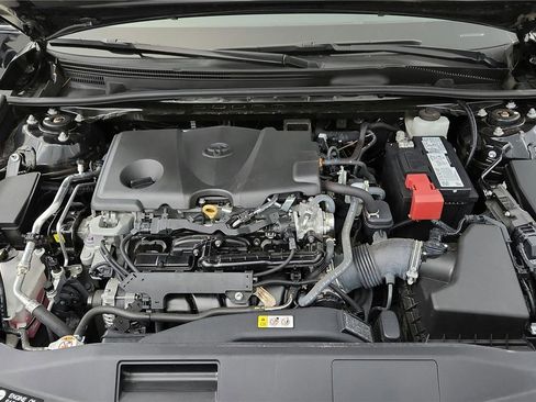 Used 2023 Toyota Camry XLE w/ Navigation Package image 14