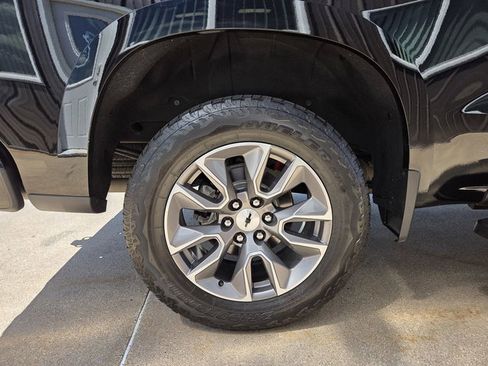 Used 2019 Chevrolet Silverado 1500 RST AWD/4WD image 33
