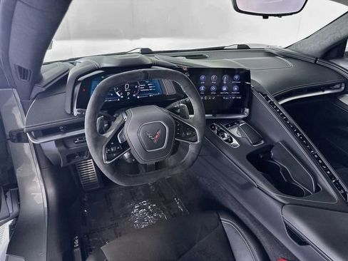 Used 2023 Chevrolet Corvette Stingray Premium Cpe w/ Z51 Performance Package RWD image 22