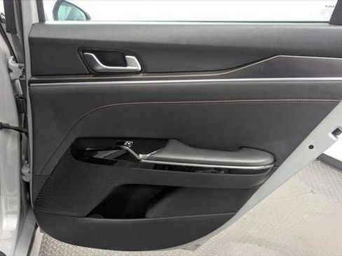 Used 2022 Kia K5 GT FWD image 19