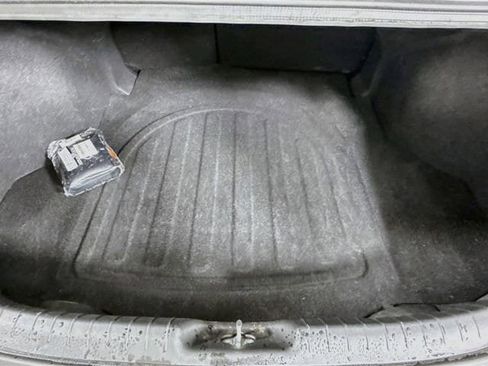 Used 2024 Hyundai Elantra Limited FWD image 27