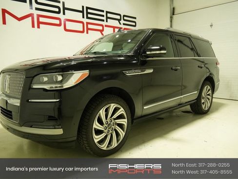 Used 2023 Lincoln Navigator Reserve AWD/4WD image 1