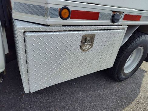 Used 2005 Chevrolet Silverado 3500 LS w/ Heavy-Duty Power Package image 14