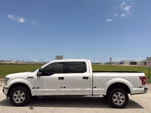 Used 2018 Ford F150 XLT w/ Max Trailer Tow Package AWD/4WD image 3