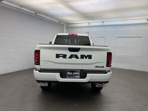 New 2026 RAM 2500 Tradesman AWD/4WD image 4